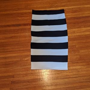 Tube / Bodycon Skirt